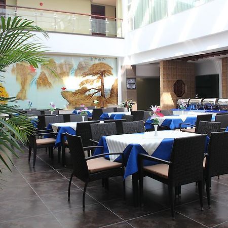 Zhuhai Platinum Holiday Hotel Exterior photo